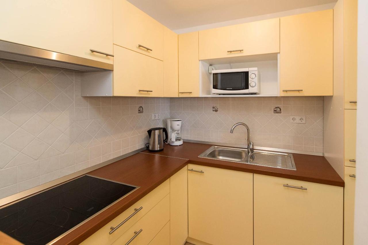 Apartments Carmen ツリクヴェニツァ エクステリア 写真